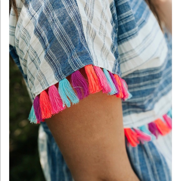 NWT Fringe Top - Picture 2 of 3